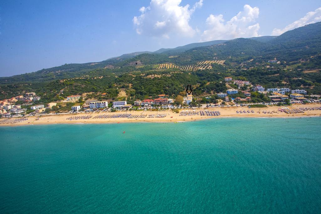 Appartamento Casa Christabella Paralia Vrachou Esterno foto